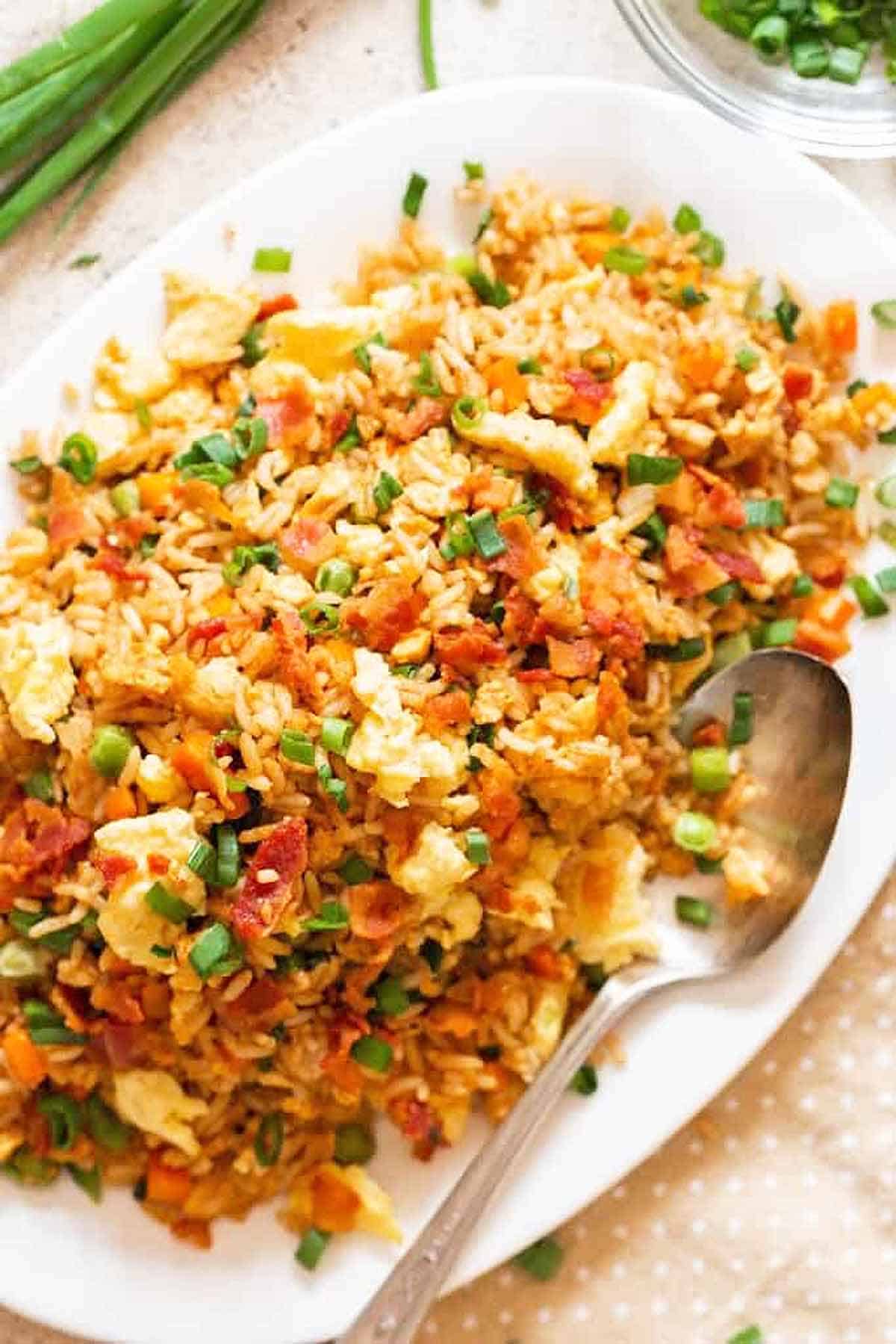 A platter of fried rice.